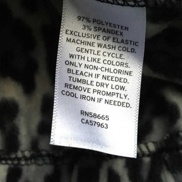 Abound Giada Leopard Print Fleece Sweatshirt XS Nordstrom Animal NWT - Picture 5 of 6